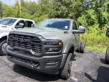 New 2026 RAM 5500 Tradesman Chassis Regular Cab 4x4 60' Ca