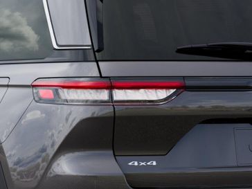 New 2026 Jeep Grand Cherokee Laredo X 4x4