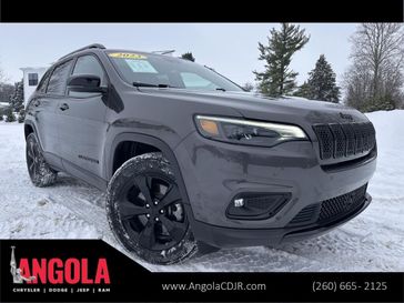 Used 2023 Jeep Cherokee Altitude