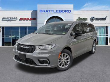 2025 Chrysler Pacifica Select Awd