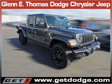 2025 Jeep Gladiator Nighthawk 4x4