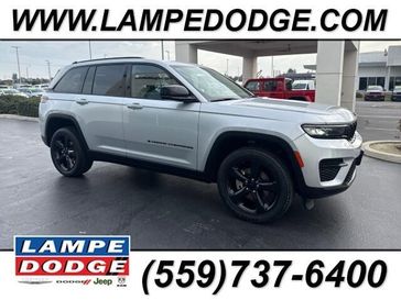 Used 2023 Jeep Grand Cherokee Altitude