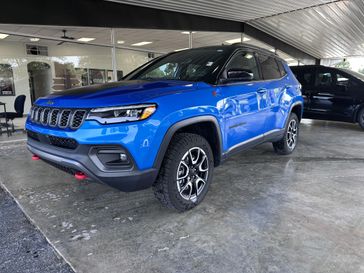 Used 2024 Jeep Compass Trailhawk