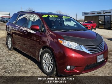 Used 2017 Toyota Sienna XLE Premium