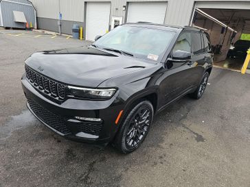 Used 2025 Jeep Grand Cherokee Summit Reserve 4x4