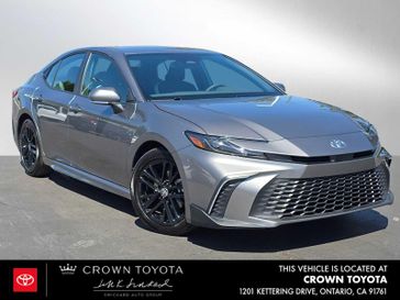 Used 2025 Toyota Camry SE