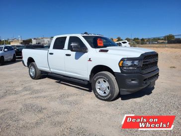 2024 RAM 2500 Tradesman Crew Cab 4x4 8' Box