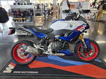 2025 BMW F 900 XR