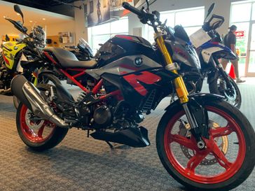2025 BMW G 310 R
