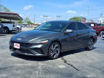 Used 2024 Hyundai Elantra Limited