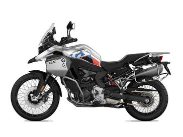 2024 BMW F900GSA 