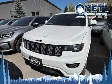 Used 2018 Jeep Grand Cherokee Altitude