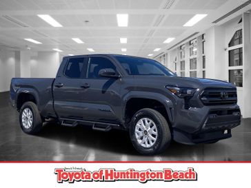 New 2025 Toyota Tacoma SR5