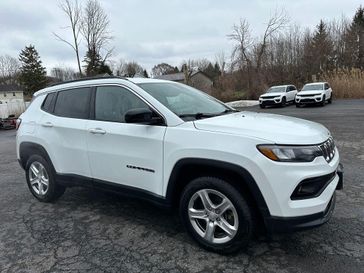 Used 2023 Jeep Compass Latitude