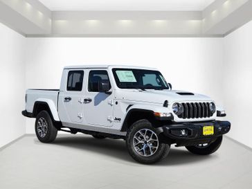 New 2026 Jeep Gladiator Sport S 4x4