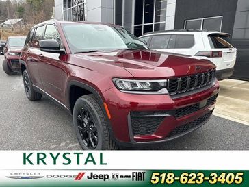 New 2026 Jeep Grand Cherokee Laredo Altitude 4x4