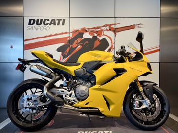 New 2026 Ducati PANIGALE V2S 