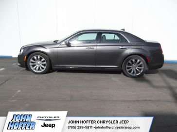 Used 2018 Chrysler 300 Limited