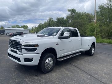 2025 RAM 3500 Laramie Crew Cab 4x4 8' Box