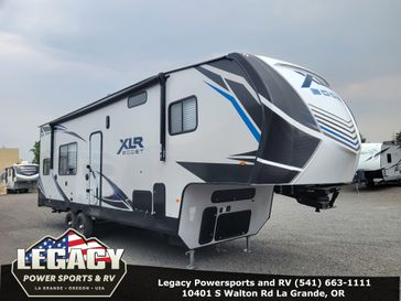 Used 2022 FOREST RIVER BOOST M-32RZR14 
