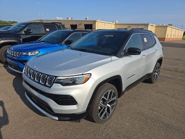 Used 2025 Jeep Compass Limited 4x4