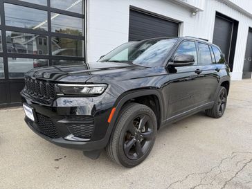 Used 2023 Jeep Grand Cherokee 