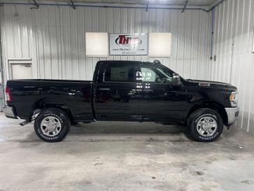 2024 RAM 2500 Tradesman Crew Cab 4x4 6'4' Box