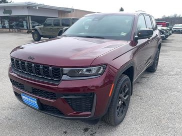 New 2026 Jeep Grand Cherokee Laredo Altitude 4x4