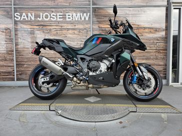 2026 BMW M 1000 XR