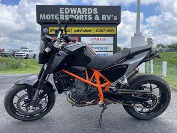 2013 KTM Duke 690  in a BLACK exterior color. BMW Motorcycles of Omaha 402-861-8488 bmwomaha.com 