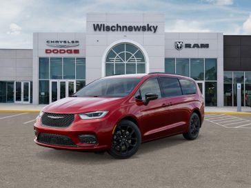 New 2026 Chrysler Pacifica Select