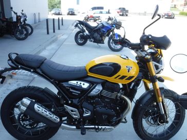 2026 Triumph SCRAMBLER 400 XC