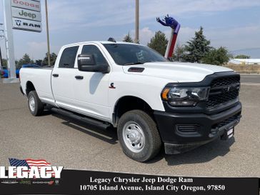 2024 RAM 2500 Tradesman Crew Cab 4x4 8' Box