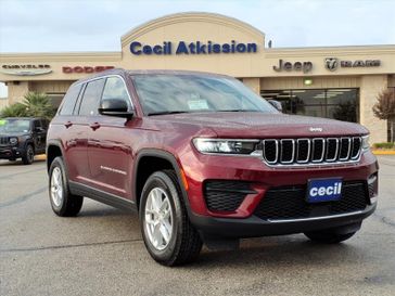 New 2025 Jeep Grand Cherokee Laredo X 4x2
