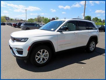 Used 2023 Jeep Grand Cherokee Limited