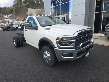 2026 RAM Ram 3500 Chassis Cab Tradesman's photo