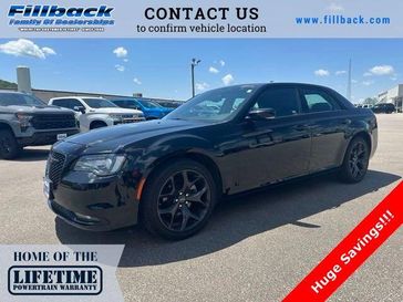 2022 Chrysler 300 S