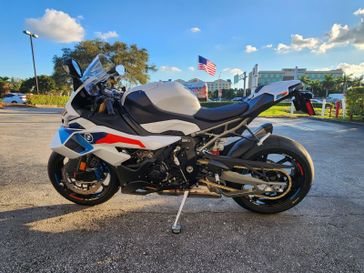 LIGHT WHITE/ M MOTORSPORT