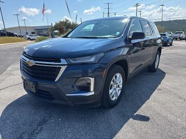 Used 2023 Chevrolet Traverse LS