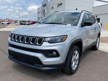 New 2025 Jeep Compass Latitude 4x4