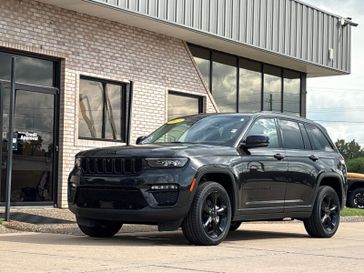 Used 2023 Jeep Grand Cherokee Limited