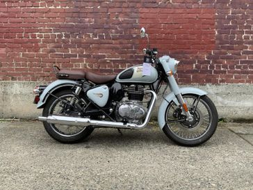 2022 Royal Enfield Classic