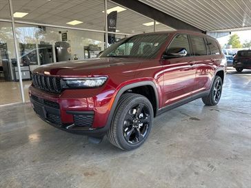 2025 Jeep Grand Cherokee L Altitude 4x4