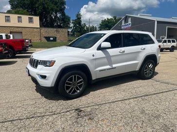 2020 Jeep Grand Cherokee Laredo E