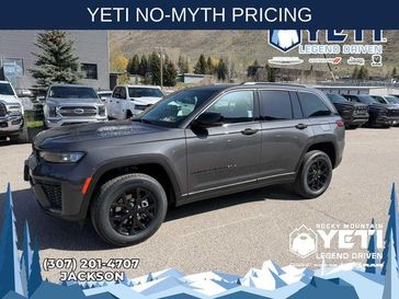 New 2026 Jeep Grand Cherokee Laredo Altitude 4x4