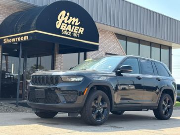 2025 Jeep Grand Cherokee Altitude X 4x4