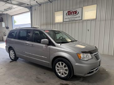 Used 2016 Chrysler Town & Country Touring
