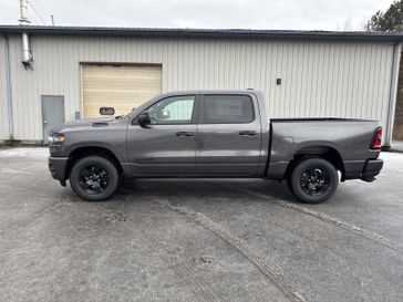 2025 RAM 1500 Tradesman Crew Cab 4x4 5'7' Box