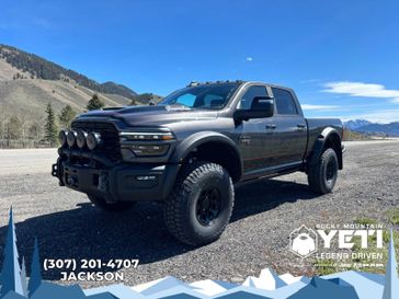 New 2025 RAM 2500 Laramie Crew Cab 4x4 6'4' Box