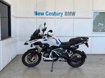 2022 BMW R 1250 GS  in a White exterior color. New Century Motorcycles 626-943-4648 newcenturymoto.com 